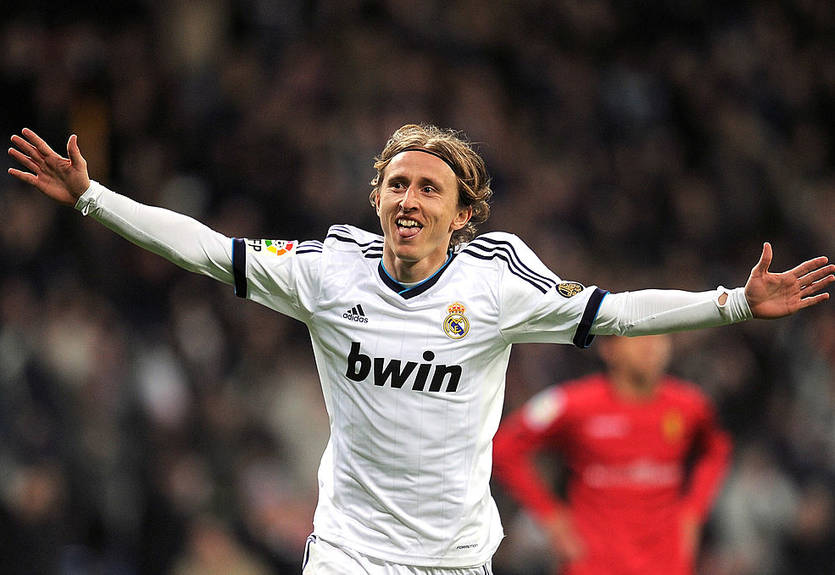 Реал трогательно поздравил Модрича с днем рождения Реал трогательно поздравил Модрича с днем рождения