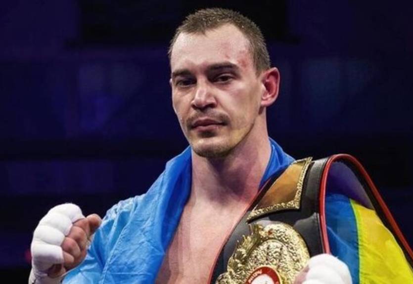 Украинский супертяж Тесленко потерпел первое поражение на профессиональном ринге Украинский супертяж Тесленко потерпел первое поражение на профессиональном ринге