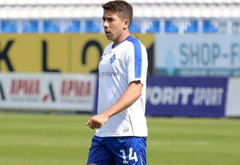 Судья не засчитал гол Динамо в ворота Десны