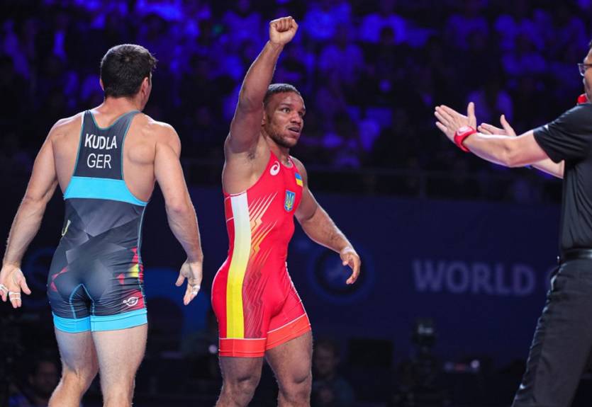 Украинские борцы на ЧМ завоевали четыре медали и пять олимпийских лицензий Украинские борцы на ЧМ завоевали четыре медали и пять олимпийских лицензий