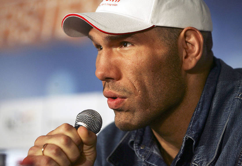 Валуев дал прогноз на бой Деревянченко - Головкин