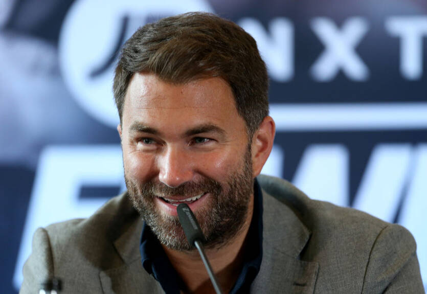 Хирн неожиданно превратил себя и Усика в героев фильма "Тупой и еще тупее"