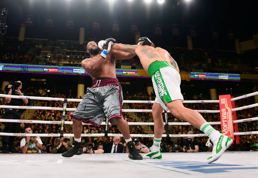 Энди Руис критически высказался о дебютном бое Усика в супертяжах