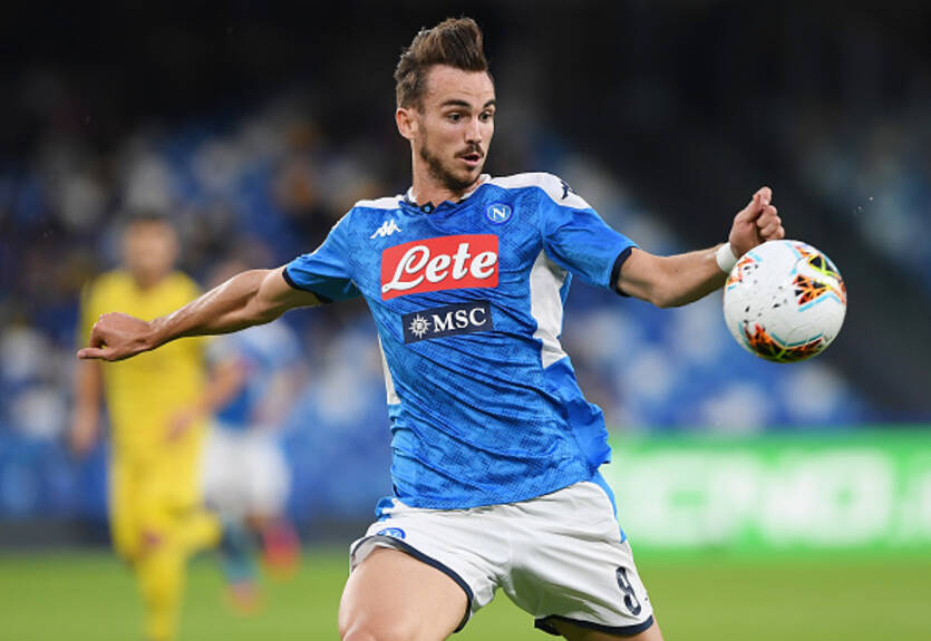 Манчестер Сити заинтересован в полузащитнике Наполи - СМИ Манчестер Сити заинтересован в полузащитнике Наполи - СМИ