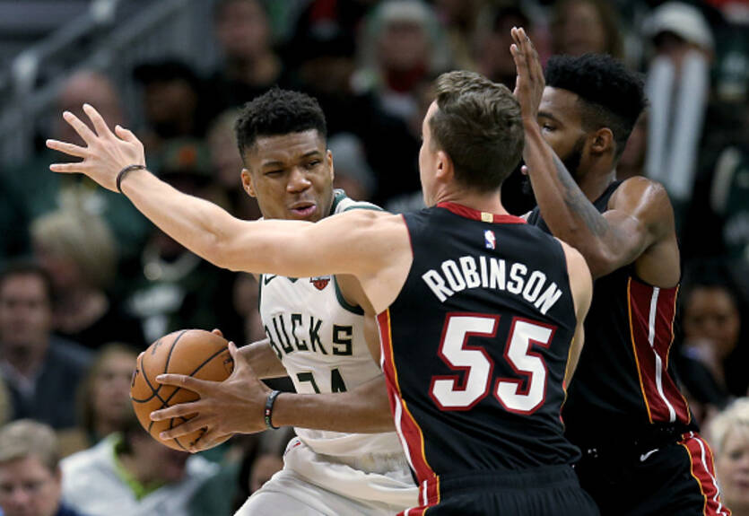 Бросок Янниса на последней секунде в топ-10 моментов дня в НБА