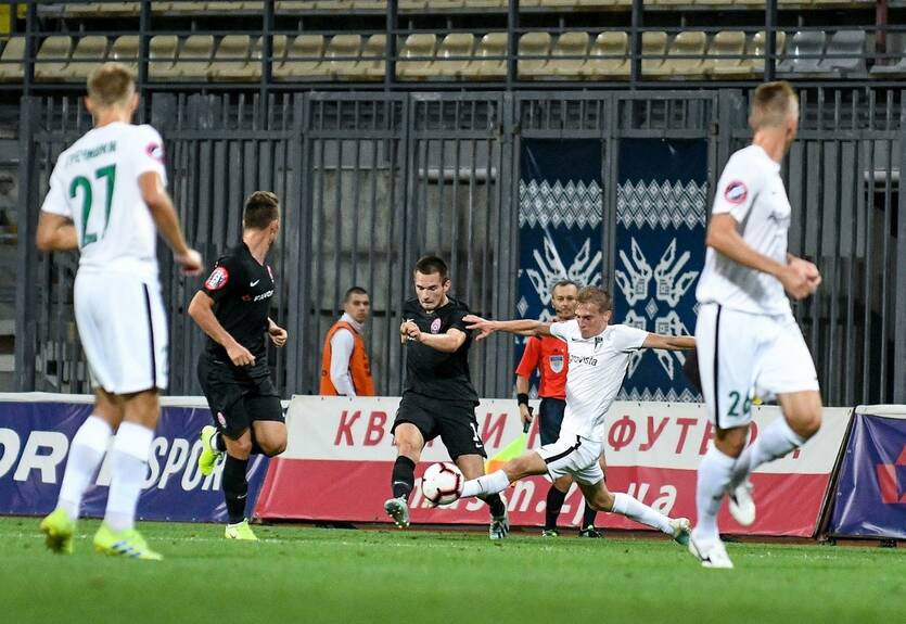 Матч Александрия - Заря не покажут по ТВ из-за повтора поединка Барселоны