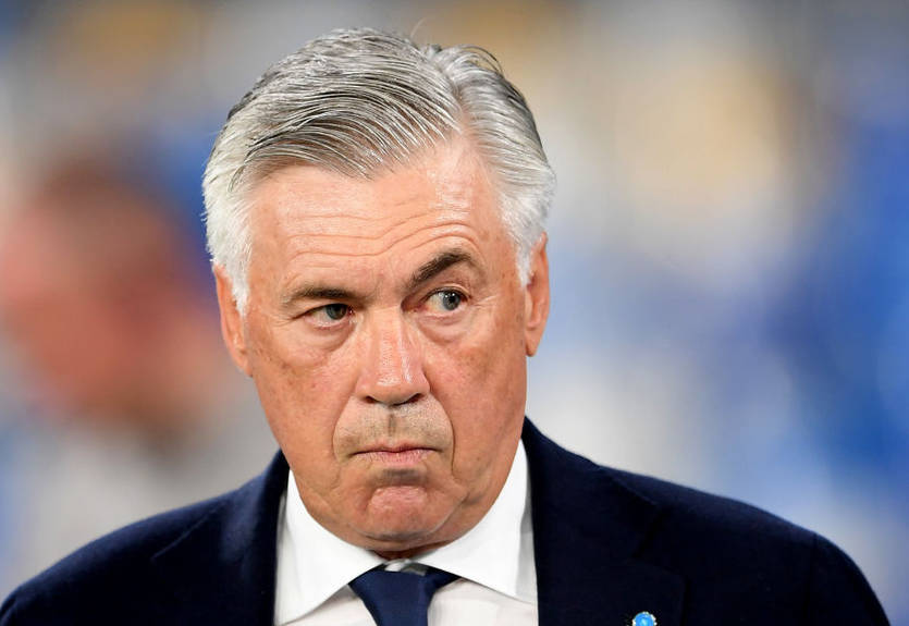 Анчелотти и игроки Наполи проигнорировали пресс-конференцию после матча ЛЧ Анчелотти и игроки Наполи проигнорировали пресс-конференцию после матча ЛЧ