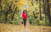 Избавляемся от осенней депрессии: Как бегуну поднять себе настроение?