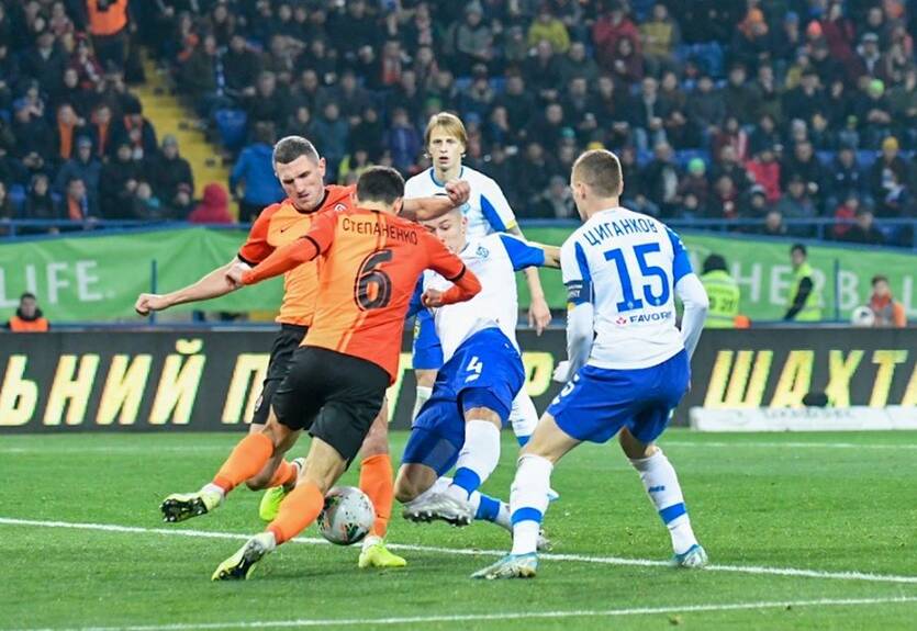 Полиция открыла уголовное производство по факту расистских выкриков на матче Шахтер - Динамо Полиция открыла уголовное производство по факту расистских выкриков на матче Шахтер - Динамо