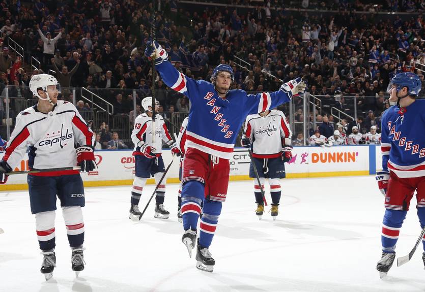 НХЛ: Рейджерс разгромили Вашингтон, Оттава на последних секундах победила Монреаль