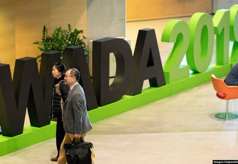 Россию могут "выбросить" из мирового спорта: что происходит?