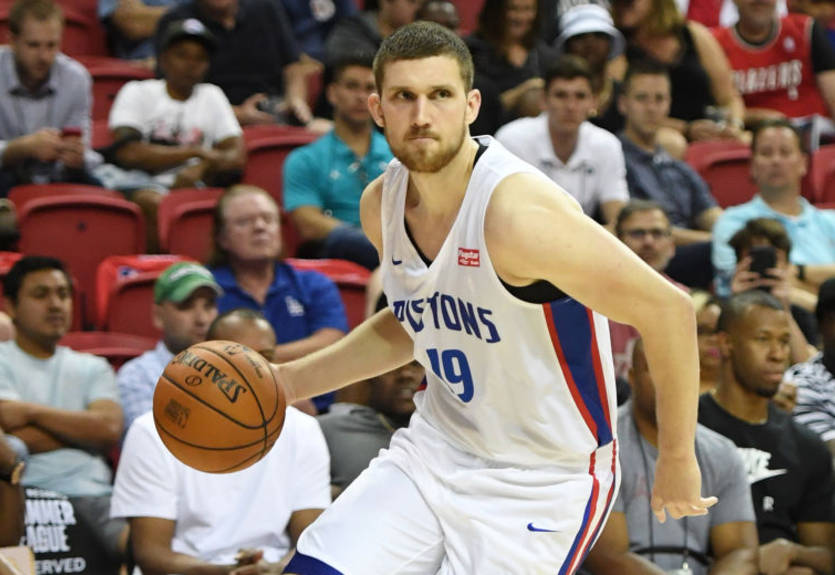 Михайлюк в лучшем матче сезона: видео действий украинца