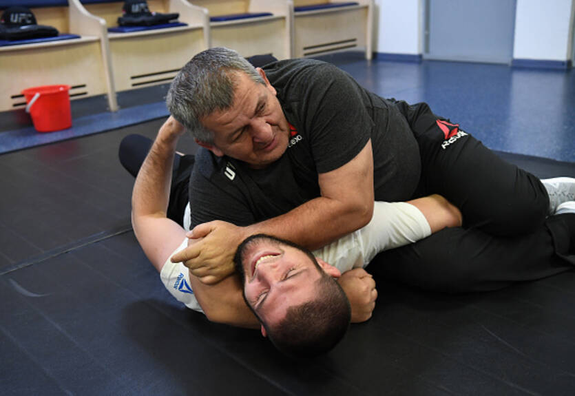 Отец Нурмагомедова: Хабиб и Фергюсон - бой мечты для всех фанатов ММА