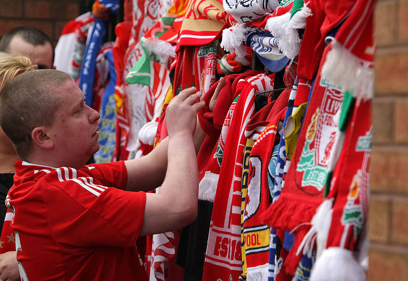 Бывший полицейский признан невиновным в "Трагедии Хиллсборо" Бывший полицейский признан невиновным в "Трагедии Хиллсборо"