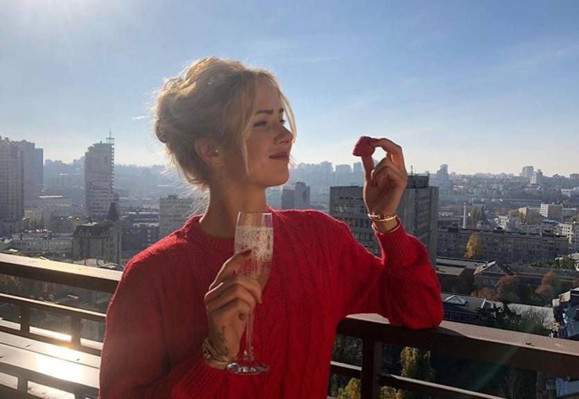 Свитолина порадовала поклонников откровенным фото с пляжа в Дубае