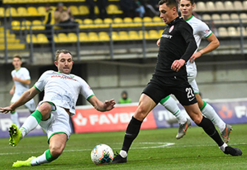 Заря - Карпаты 2:0 Видео голов и обзор матча УПЛ Заря - Карпаты 2:0 Видео голов и обзор матча УПЛ