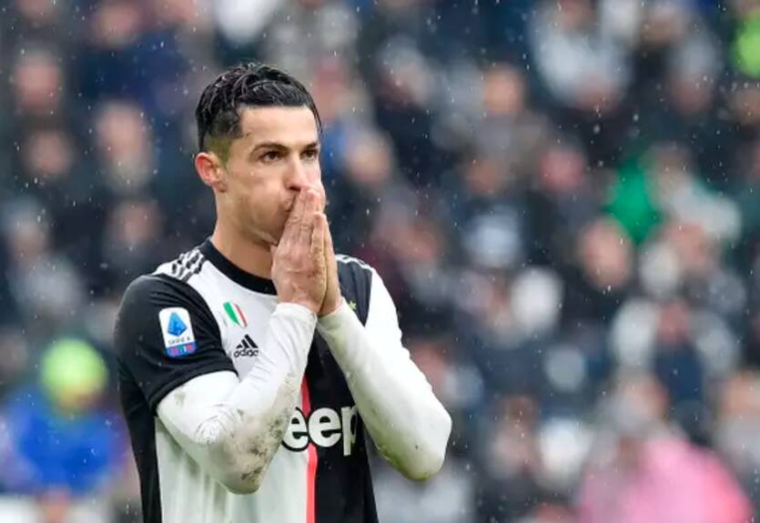 Роналду заблокировал удар Дибалы, которым тот мог принести Ювентусу победу