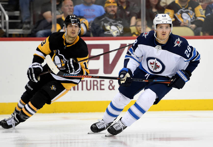 НХЛ: Аризона обыграла Чикаго, Флорида разгромила Сан-Хосе