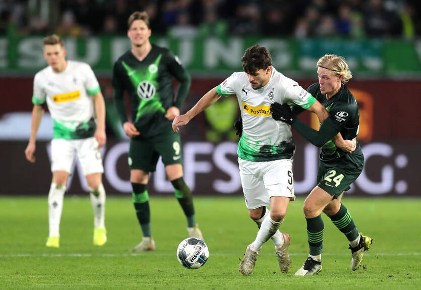 Боруссия М проиграла Вольфсбургу и потеряла лидерство в Бундеслиге