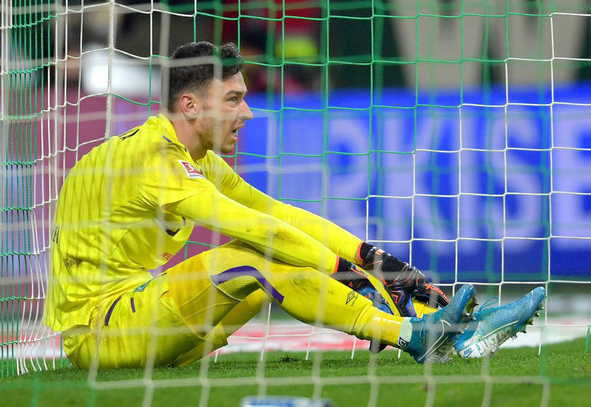 Майнц отправил пять мячей в ворота Вердера