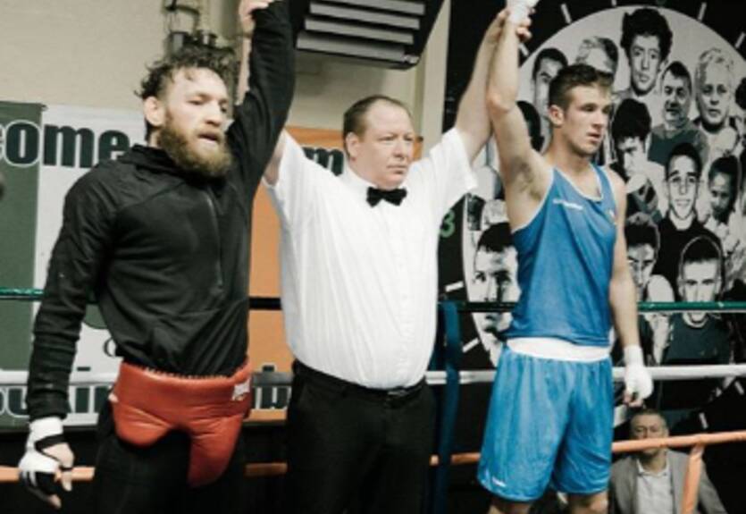 Макгрегор провел выставочный бой по правилам бокса Макгрегор провел выставочный бой по правилам бокса