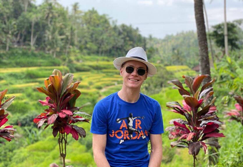 Цыганков показал свой отдых с девушкой на Бали