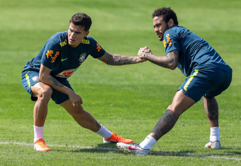 Трансфер Неймара в Барселону зависит от продажи Коутиньо - СМИ