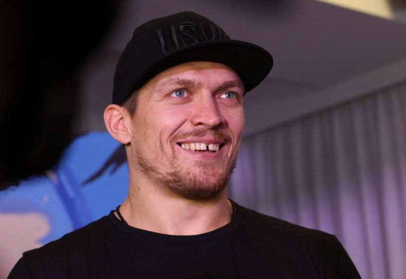 Усик удивил подписчиков навыком жонглирования