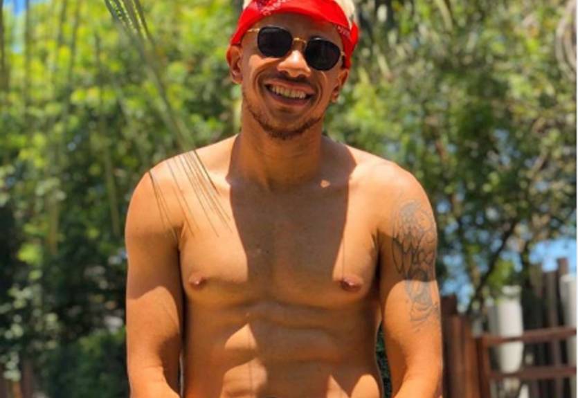 Лучший футболист Украины в отпуске кардинально сменил имидж