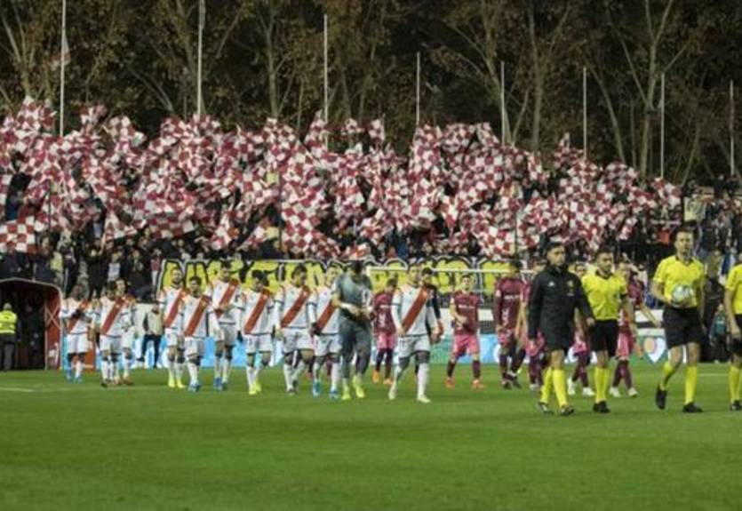 В Испании приостановили наказание Райо Вальекано за оскорбление Зозули