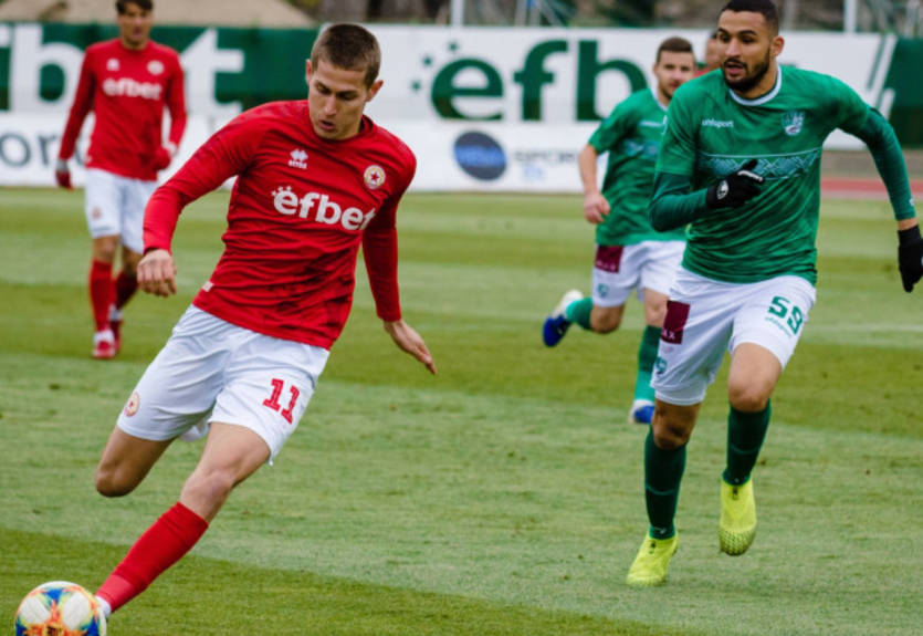 Заря может усилиться болгарским нападающим