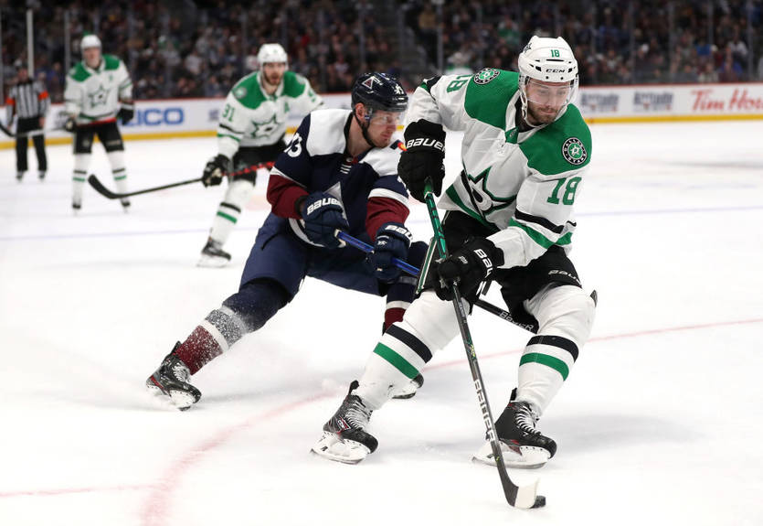 НХЛ: Вегас проиграл Баффало, Даллас переиграл Колорадо НХЛ: Вегас проиграл Баффало, Даллас переиграл Колорадо