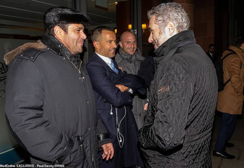 Самые влиятельные футбольные агенты мира провели встречу в дорогом ресторане