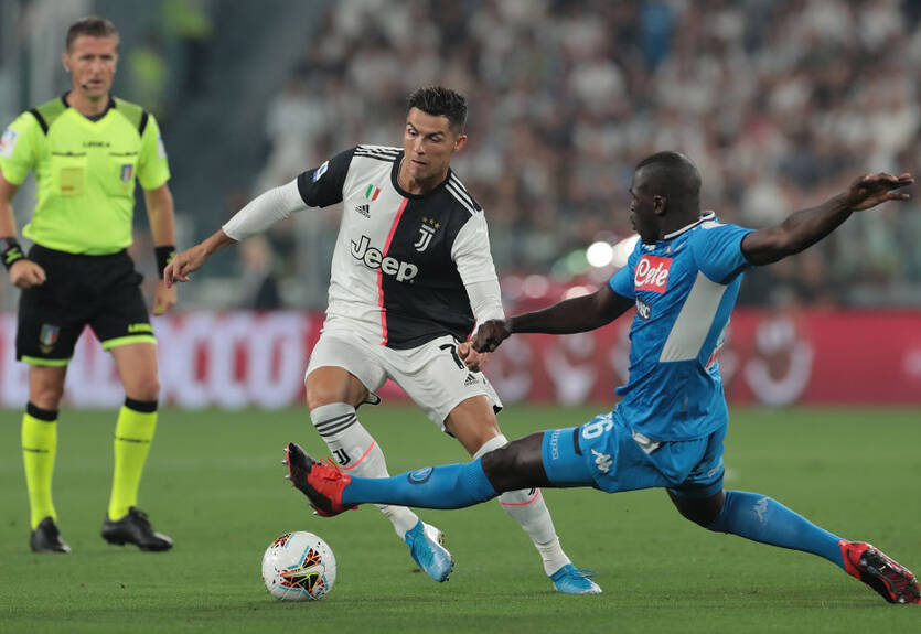 Наполи - Ювентус: прогноз букмекеров на матч Серии А