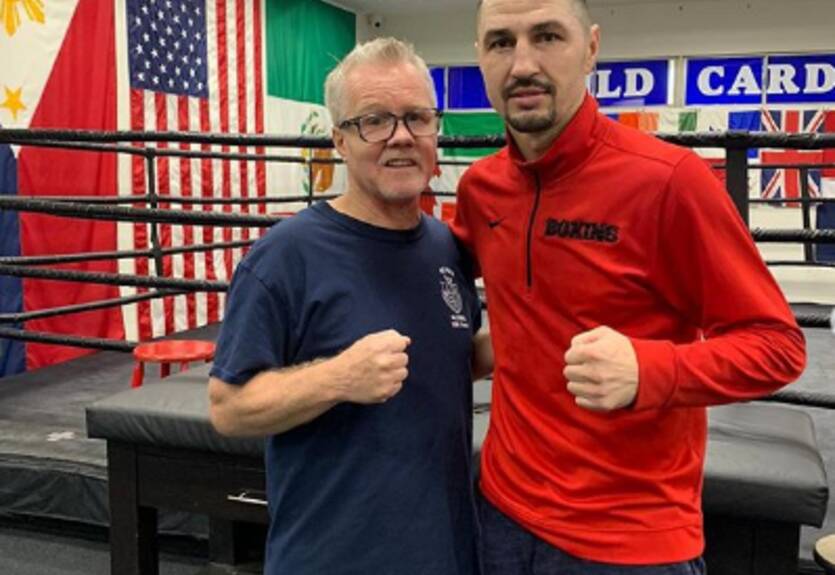 Постол успешно вернулся из Китая, где бушует смертельный коронавирус