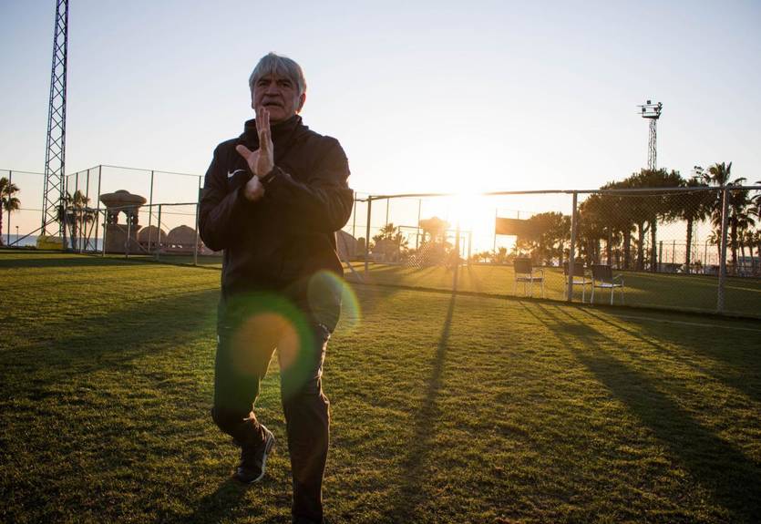 Массажист Колоса победил французского легионера в живой Mortal Combat