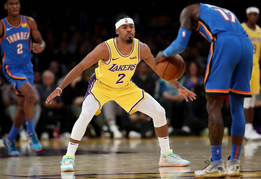 Игрок Лейкерс сменил номер, почтив память Брайанта и его дочери