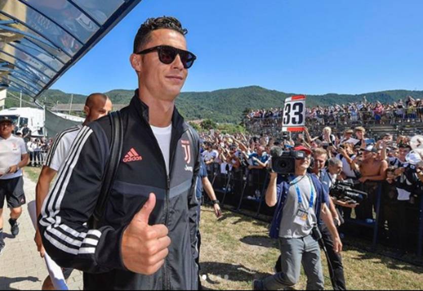 Фальшивый рекорд: почти четверть подписчиков Роналду в Instagram - фейковые