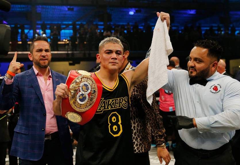 Диас отобрал титул IBF у Фармера