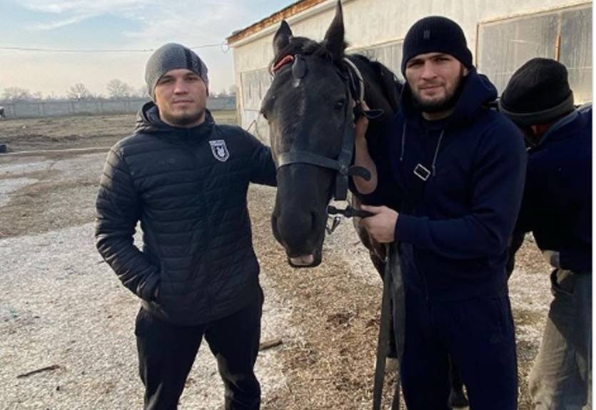 Двоюродный брат Хабиба Нурмагомедова подписал контракт с UFC