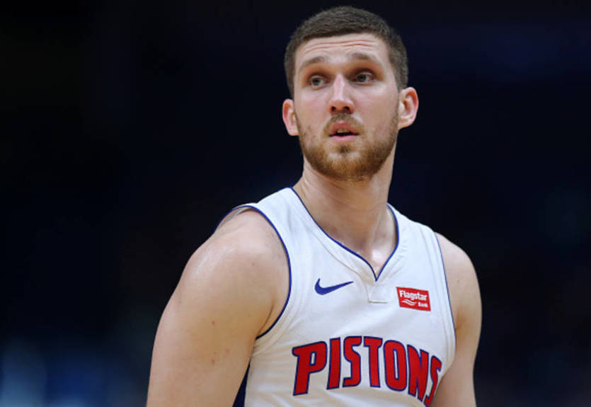 Михайлюк в матче против Денвера: видео действий украинца