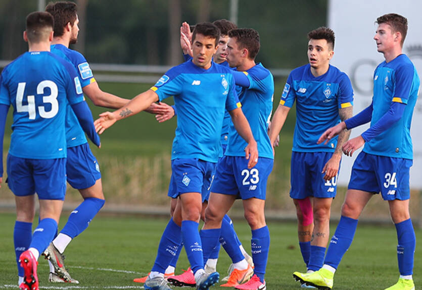 Динамо разгромило Стремсгодсет в контрольном матче