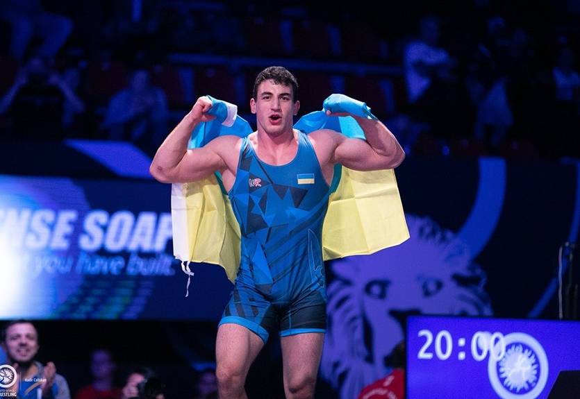 Заменивший Беленюка в сборной Украины Новиков, вышел в финал чемпионата Европы Заменивший Беленюка в сборной Украины Новиков, вышел в финал чемпионата Европы