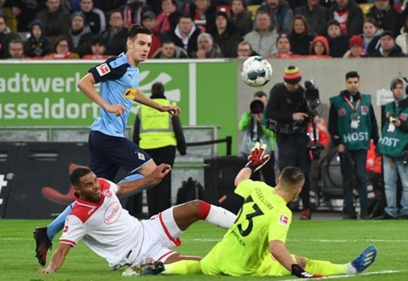 Фортуна – Боруссия М 1:4 видео голов и обзор матча Фортуна – Боруссия М 1:4 видео голов и обзор матча