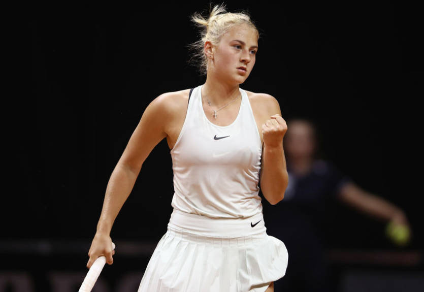 Костюк уверенно вышла в третий круг турнира в Каире