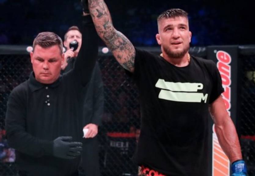 Амосов - Рут: видео победного боя украинца на Bellator 239