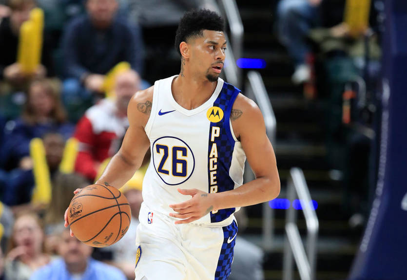 Форвард Индианы реализовал штрафные, порвав перед этим кресты, мениск и сломав колено