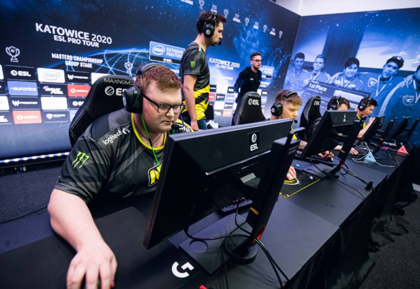 На IEM Katowice 2020 введут дополнительные меры защиты от коронавируса