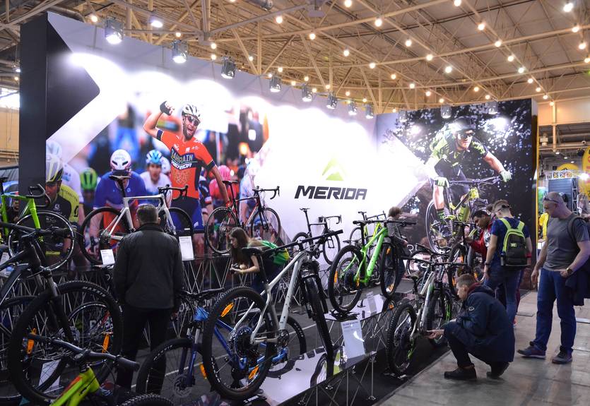 На них пришел смотреть Кличко: велосипеды Merida на Bike Expo 2020