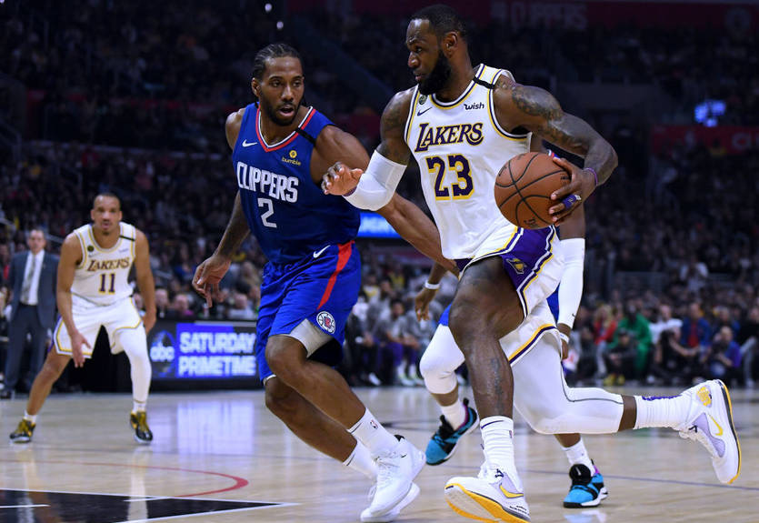 НБА: Лейкерс обыграли Клипперс, Орландо в гостях победил Хьюстон